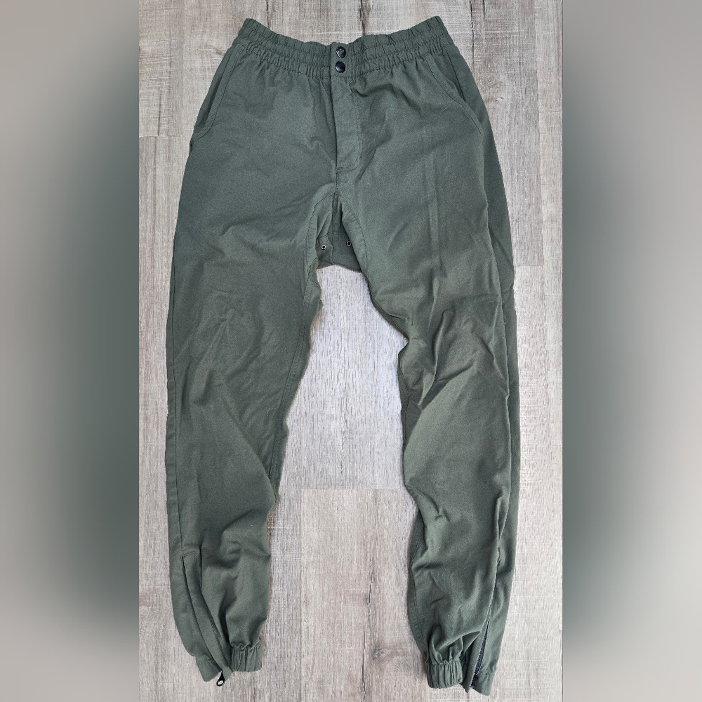 Nike Men's Olive Green Joggers Size M